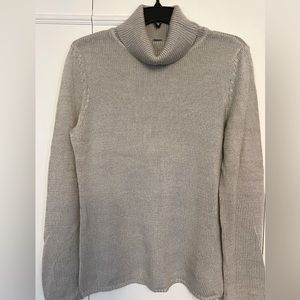 Chico’s Size 1 (medium) silver gray turtleneck sweater